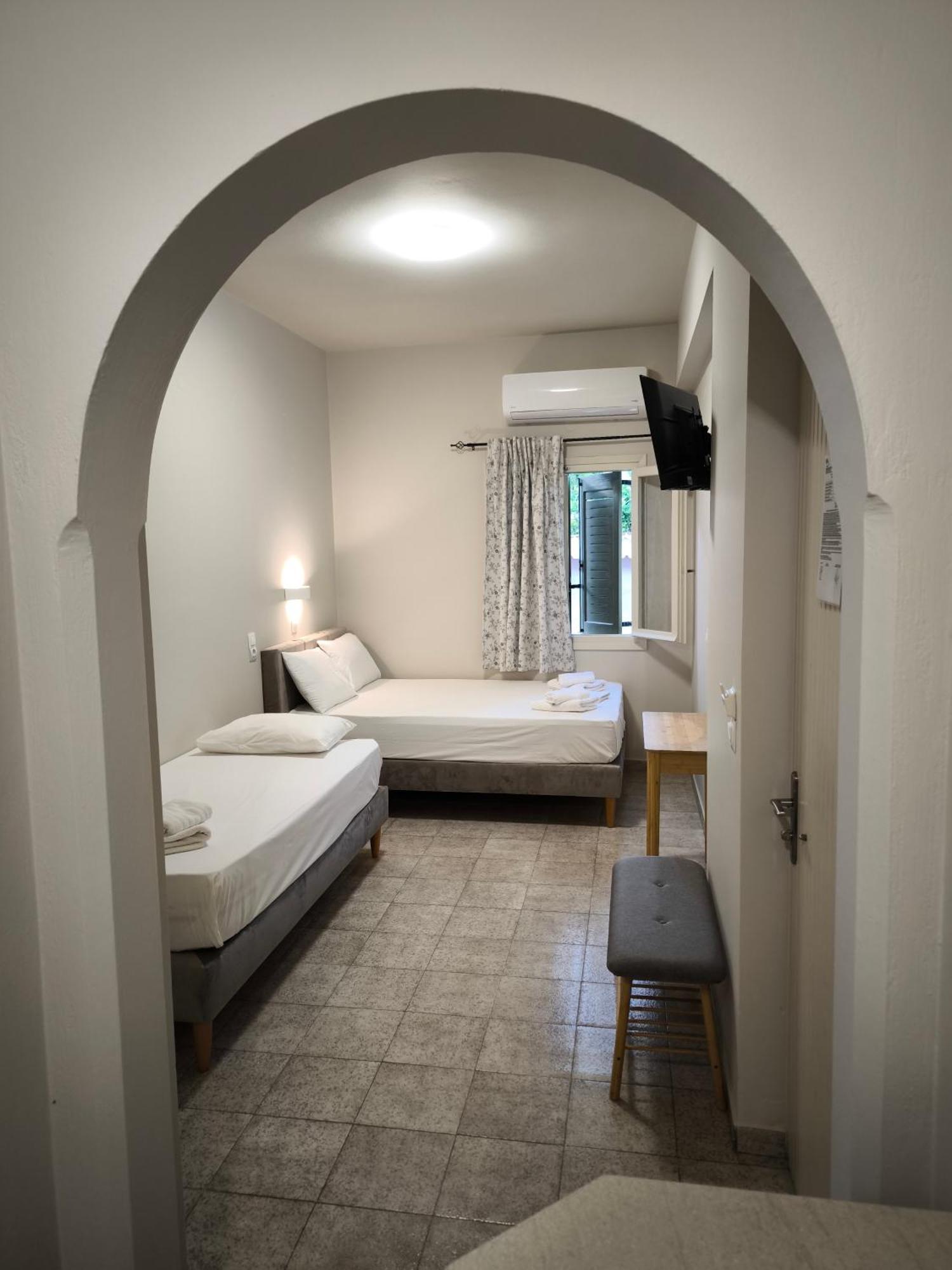 Maro'S Apartments 아르고스톨리온 외부 사진